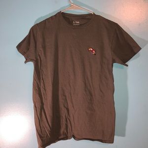 Gray t shirt with bird